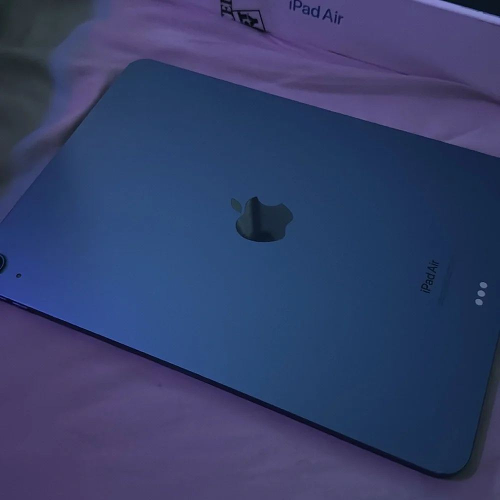 ipad Air 5th gen 64gb